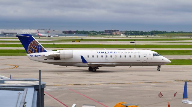 Canadair Regional Jet CRJ-200 (N418AW) - United Express Bombardier CRJ-200LR N418AW in Chicago 