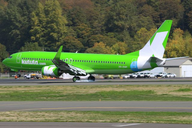 Boeing 737-700 (ZS-ZWF) - Landing at BFI after a short test flight