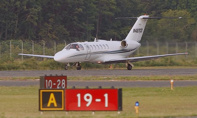 Cessna Citation CJ1 (N427CS) - Take off ! 28 Cape May County NJ