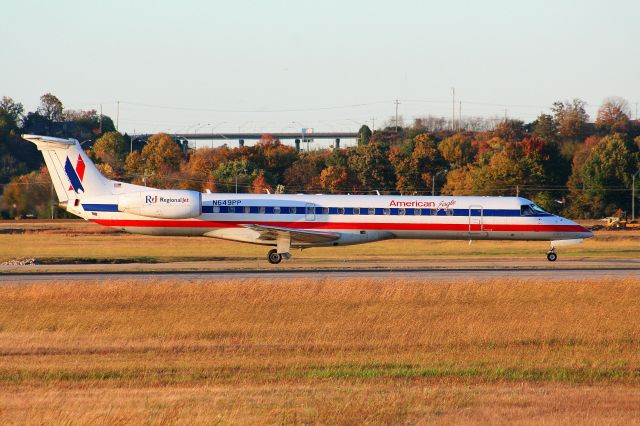 Embraer ERJ-145 (N649PP) - An American Eagle ERJ-145 taxis down Alpha headed to the terminal.