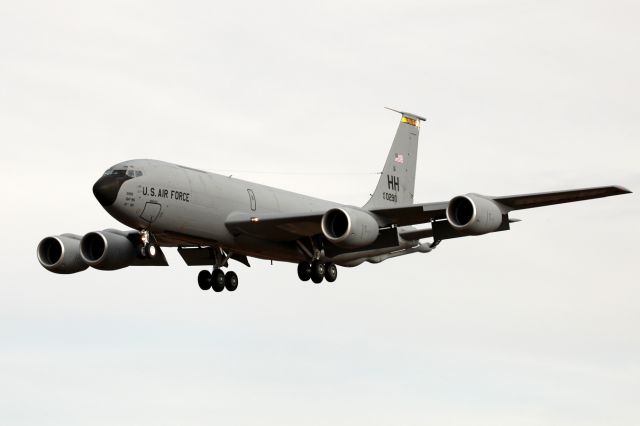 Boeing C-135FR Stratotanker (61-0290)