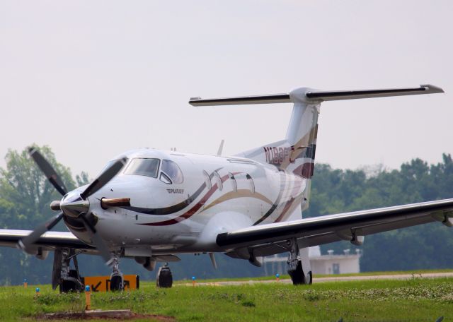 Pilatus PC-12 (N183PC) - At Downtown Shreveport.