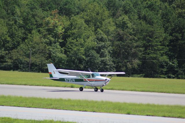 Cessna Skyhawk (N79514)