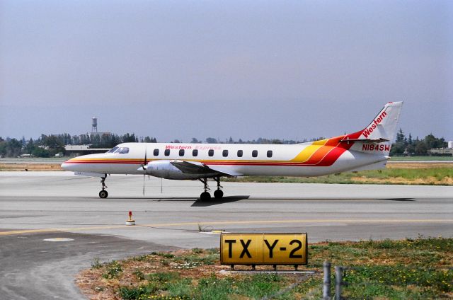 Fairchild Dornier SA-227DC Metro (N184SW)