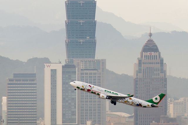 Airbus A330-300 (B-16331)