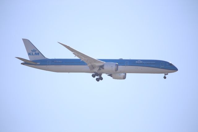 BOEING 787-10 Dreamliner (PH-BKD)