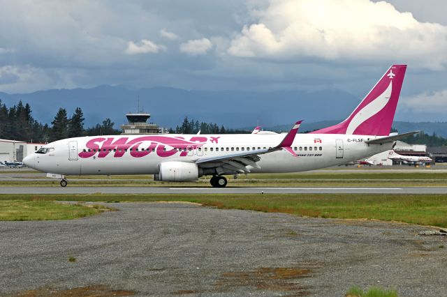Boeing 737-800 (C-FLSF)