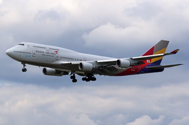 Boeing 747-400 (HL7428)
