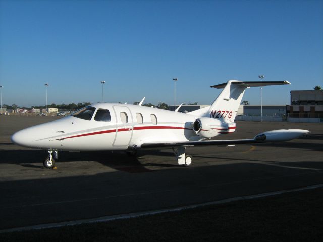 Eclipse 500 (N277G)