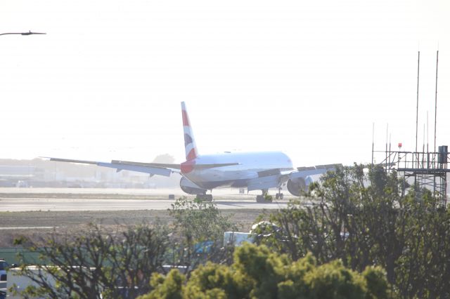 BOEING 777-300ER (G-STBO)