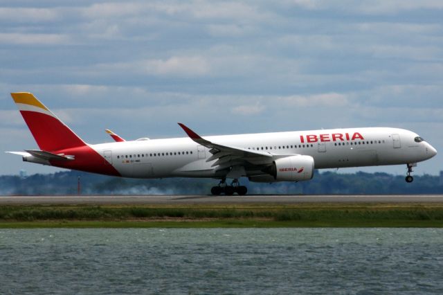 Airbus A350-900 (EC-NBE)