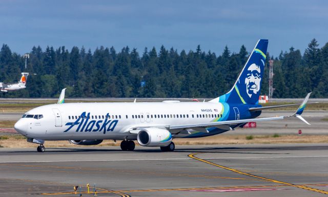 Boeing 737-900 (N442AS) - Jake Youngs, Realtor & Aviation Photographer ð©ð¸br /602.628.3487 ð±br /JakeYoungs@JakeYRealty.com ð¥br /jake.homesinphoenixazarea.com✉️