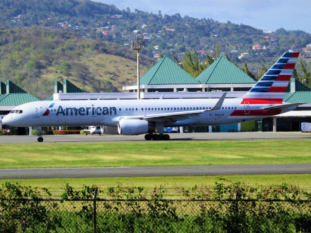 Boeing 757-200 (N192AN)