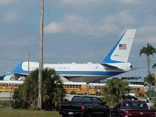 Boeing 747-200 (92-9000) - While driving by Palm Beach Airport, I happened to come upon President Trumps plane Air Force One (SAM 29000).