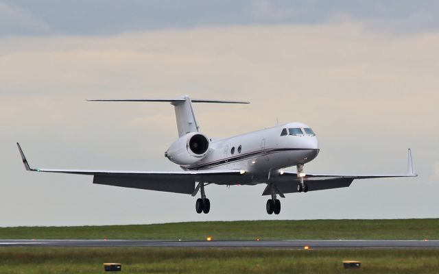 16-5093 — - usn c-20g 165093 about to land at shannon 2/4/16.