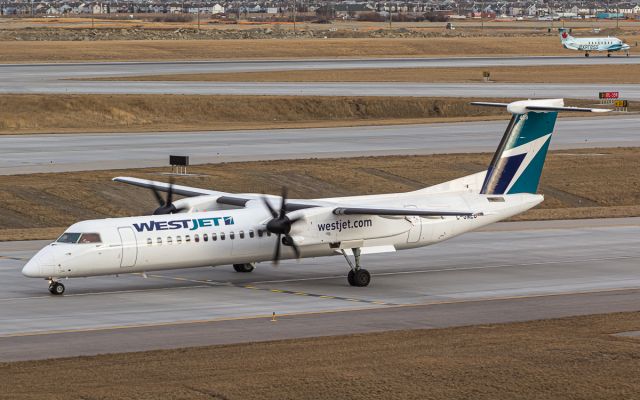 de Havilland Dash 8-400 (C-GWEO)