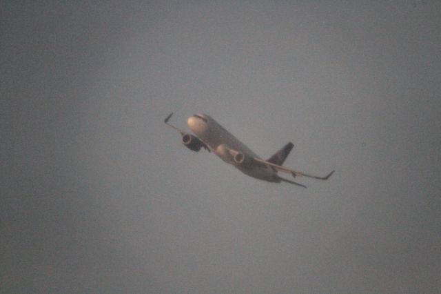 Airbus A320 (XA-VOZ) - DEPARTURE FROM 27 MMTJ