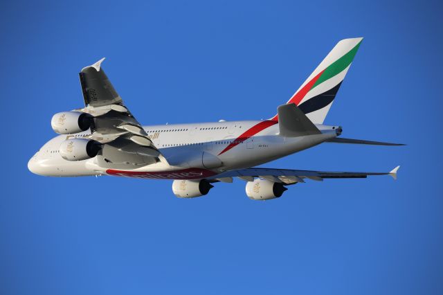 Airbus A380-800 (A6-EVJ)