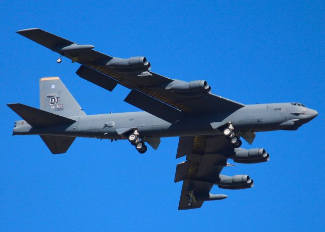 Boeing B-52 Stratofortress (61-0028) - At Barksdale Air Force Base. Was a Minot BUFF but now a Barksdale BUFF. Now in the 49th Test Squadron..