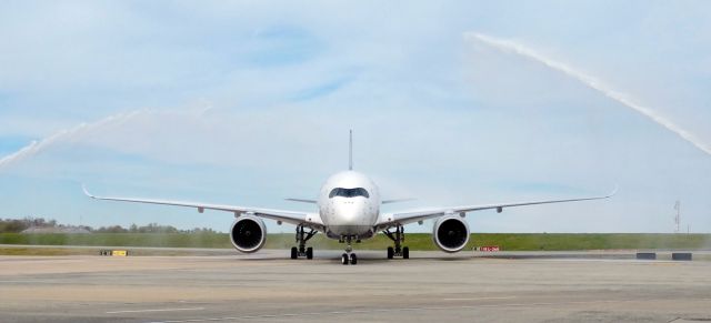 Airbus A350-900 (D-AIXB) - First day for regular A350-900 service by Lufthansa into CLT.br /br /3/31/19 