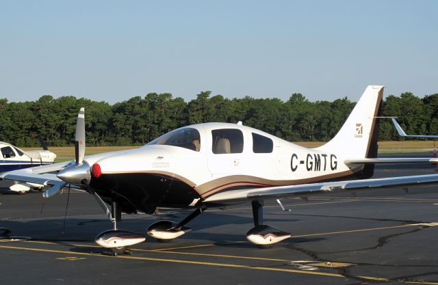 Cessna 400 (C-GMTG) - Speed!