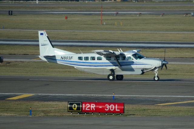 Cessna Caravan (N803F) - Cessna Caravan lands @ STL ops for Air Choice One airlines.  (#N803F)