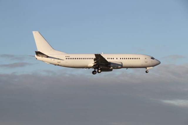 Boeing 737-200 (N741AS)