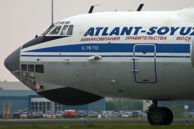 Ilyushin Il-76 (EW-78779)