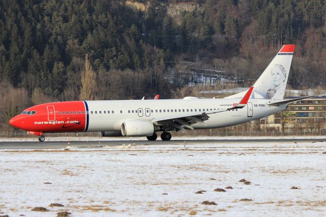 Boeing 737-800 (SE-RRN)