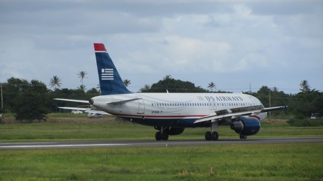 Airbus A320 (N110UW)