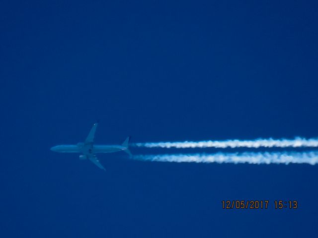 Boeing 737-900 (N69830)