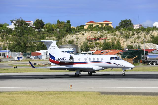 Embraer Phenom 300 (N302AZ) - N302az