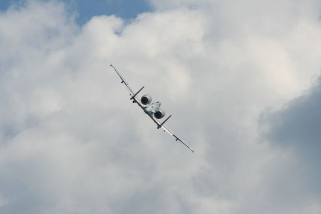 UNKNOWN — - At the Spirit of St.Louis (KSUS) Airshow 09-03-06  Picture taking from the ground - looks like I was chasing the bird....