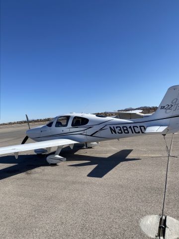 Cirrus SR-22 (N381CD)