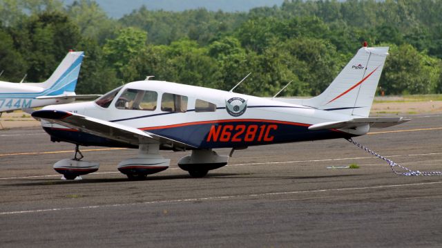 Piper Cherokee (N6281C) - Taken on July 2, 2014.