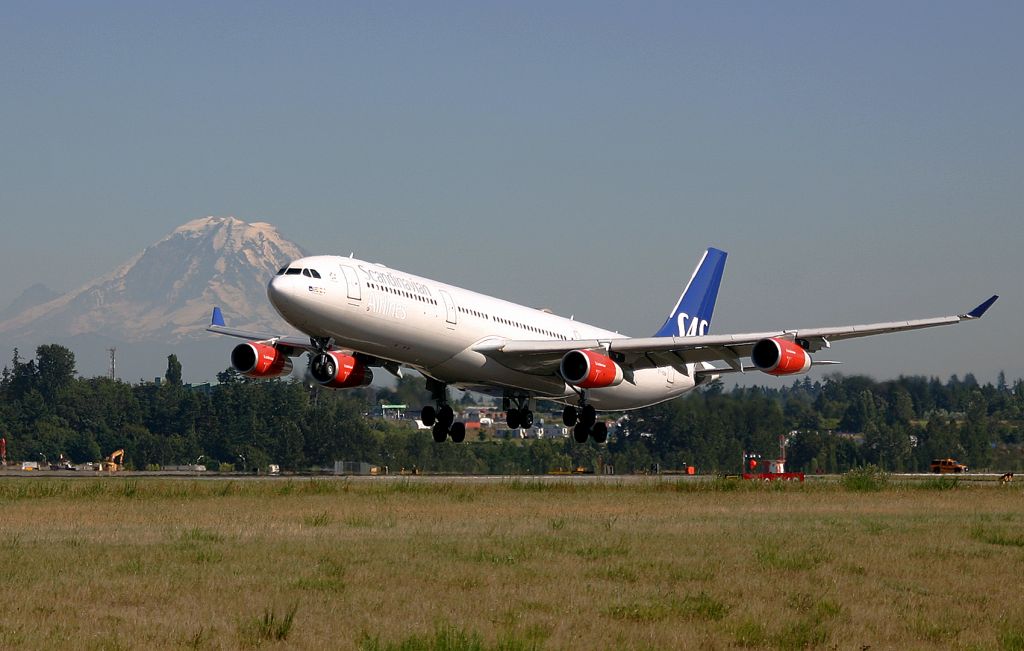 OY-KBA — - KSEA- SAS A340 arriving at Seattle after a lenghty non stop from Oslo or Copenhagen.