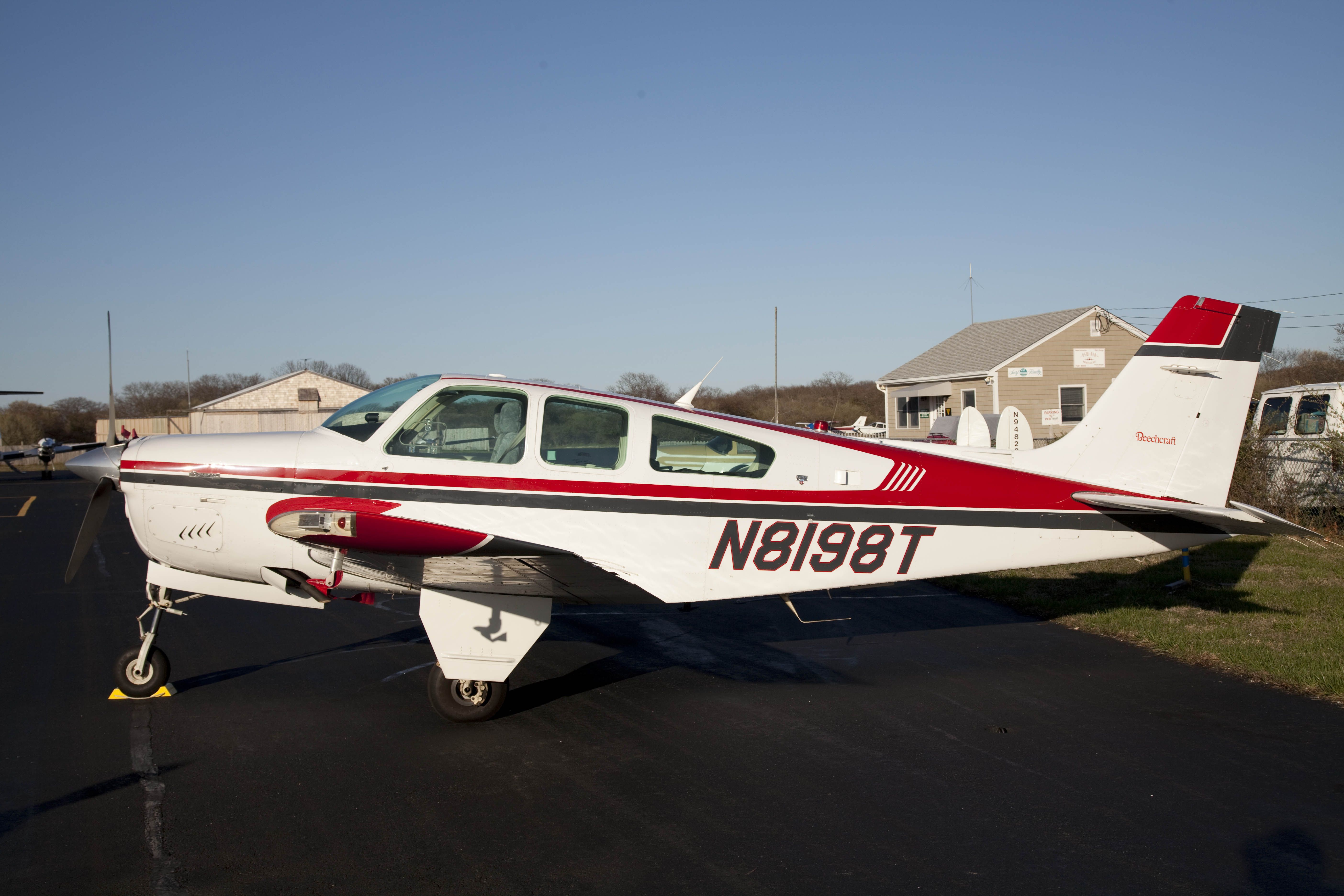 Beechcraft Bonanza (33) (N8198T) - A Bonaza - always looks good.