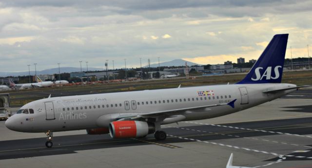 Airbus A320 (OY-KAL)