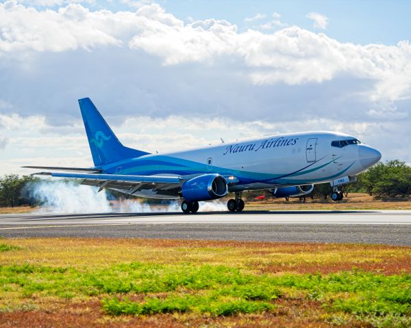 BOEING 737-300 (VH-YNU) - Nauru Airlines cargo conversion #VHYNU flying under #N256NA landing in HNL. Photo courtesy HNL Ramper Photography