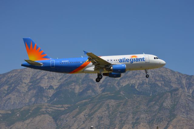 Airbus A320 (N233NV) - AAY255 on short final for 13, arriving from Los Angeles (KLAX/LAX).