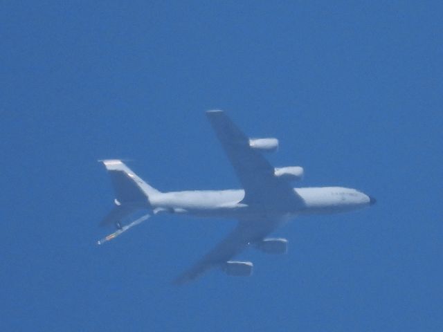 Boeing C-135FR Stratotanker (63-7988) - HUSKR16