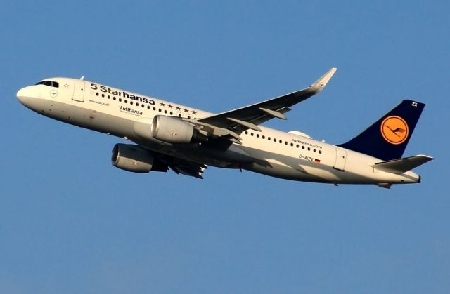 Airbus A320 (D-AIZX)