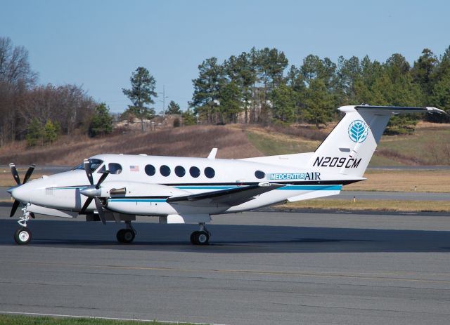 Beechcraft Super King Air 200 (N209CM) - CHARLOTTE MECKLENBURG HOSPITAL AUTHORITY at KJQF - 1/29/12