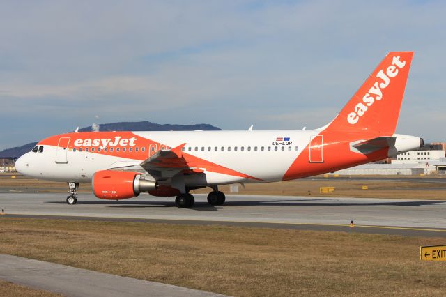Airbus A319 (OE-LQR)