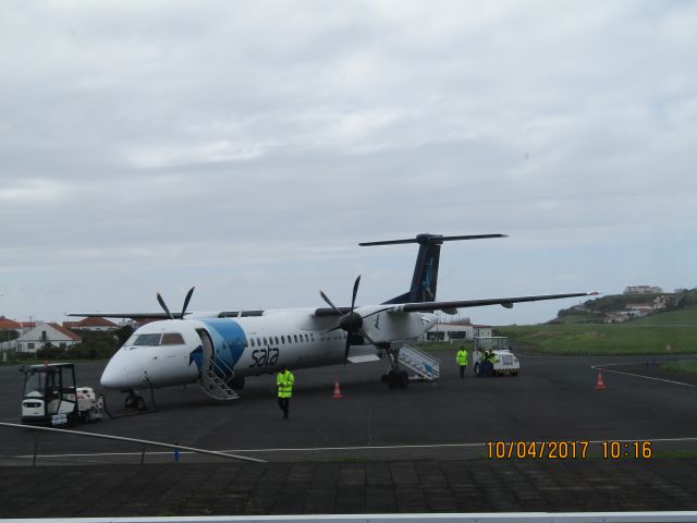 de Havilland Dash 8-400 (CS-DTR)