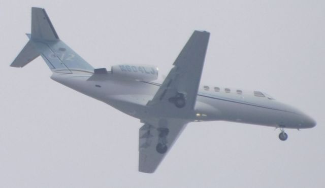 Cessna Citation CJ2+ (N604LJ) - N604LJ decending thru 2000 feet over Corvallis, Oregon on approach to CVO.  5th February 2019  