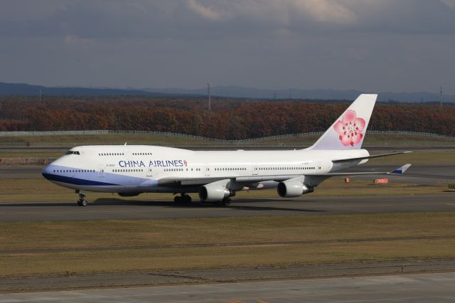 Boeing 747-400 (B-18207) - 23 October 2016:TPE-CTS.