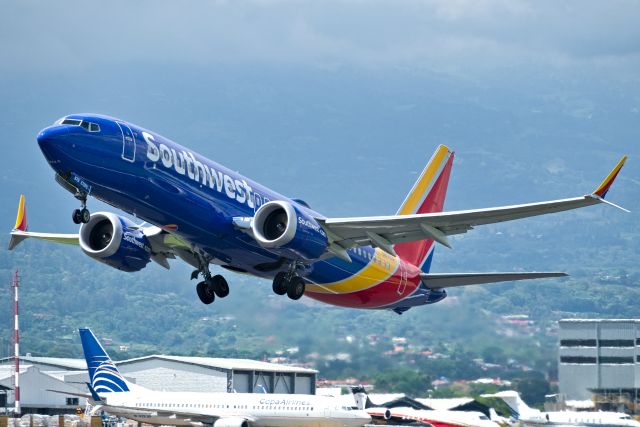 Boeing 737 MAX 8 (N8751R)