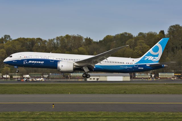 Boeing 787-9 Dreamliner (N789EX)