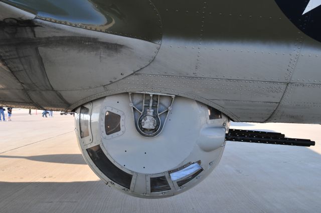 Boeing B-17 Flying Fortress (CAF) - B-17 Belly Turret